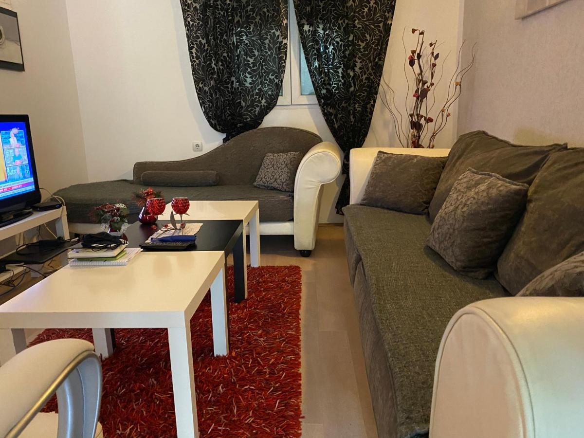 Apartment Old Town بودغوريتْسا المظهر الخارجي الصورة