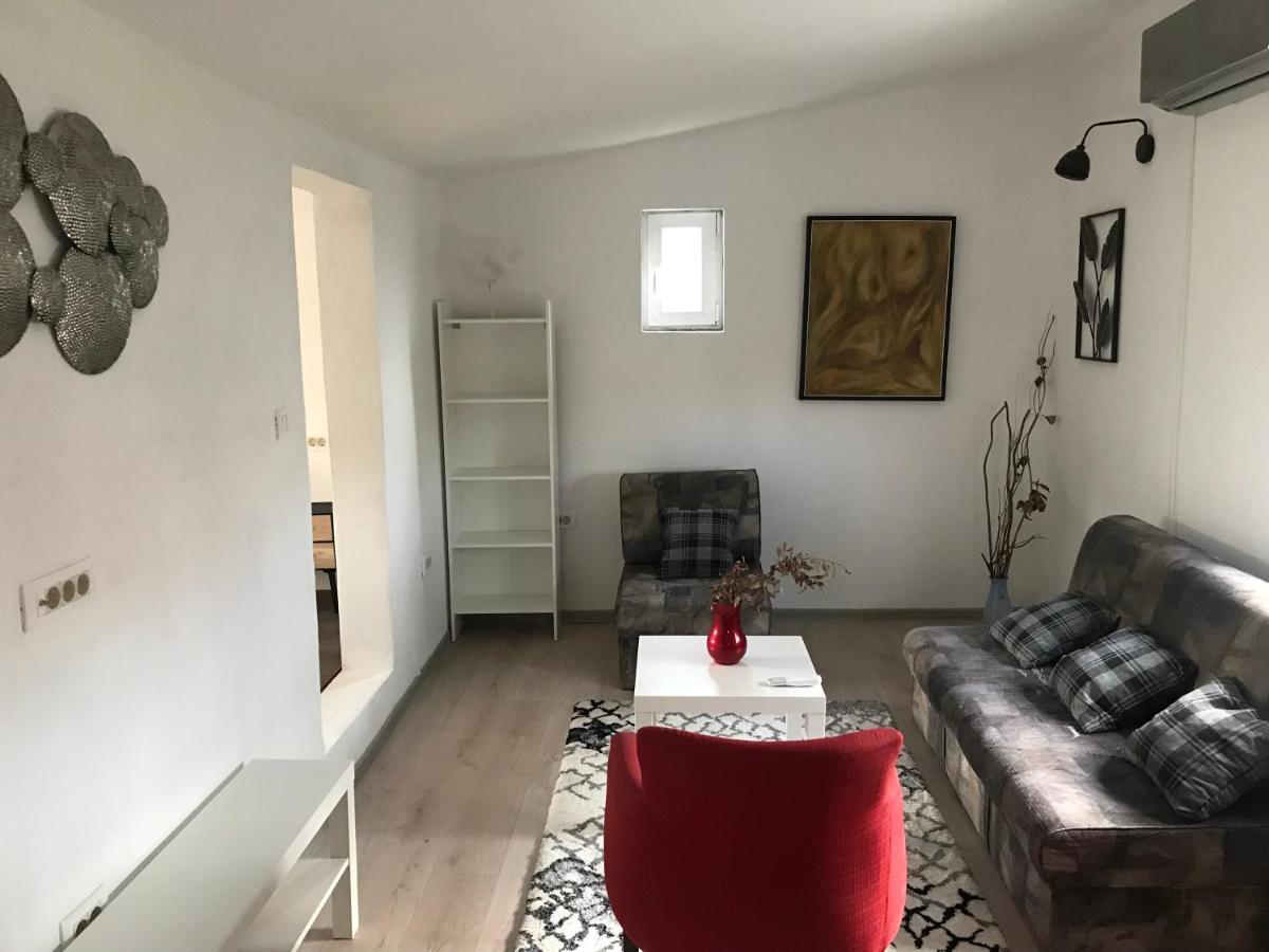 Apartment Old Town بودغوريتْسا المظهر الخارجي الصورة